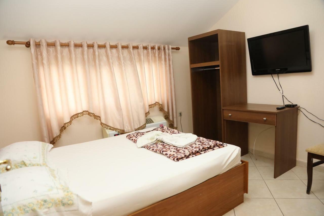 Hotel Villa Kabashi Корча Экстерьер фото