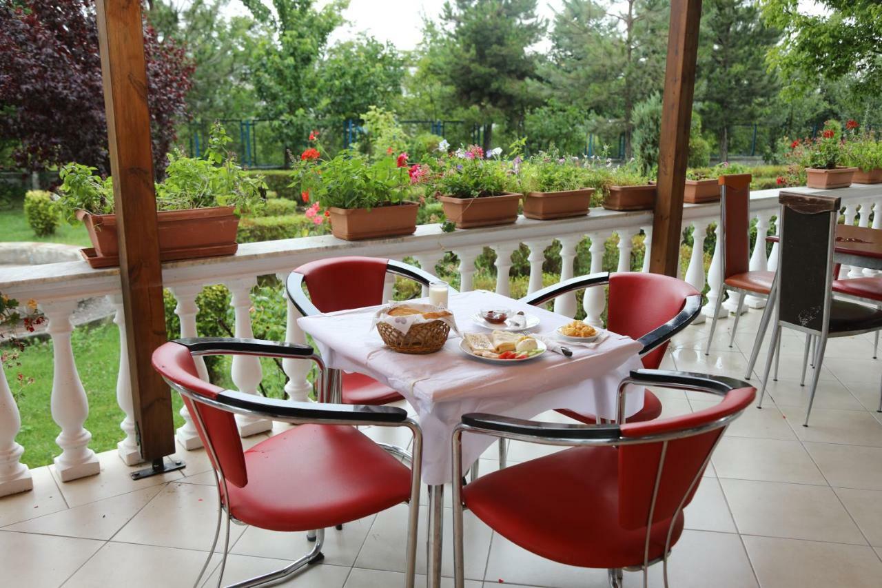 Hotel Villa Kabashi Корча Экстерьер фото